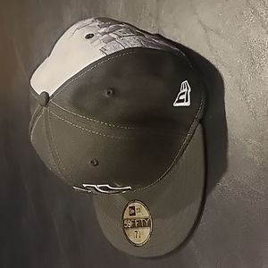 New Era 59Fifty New York Yankees fitted cap city skyline black 7 1/4